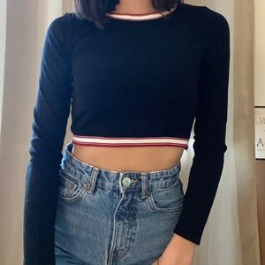 cropped long sleeve top